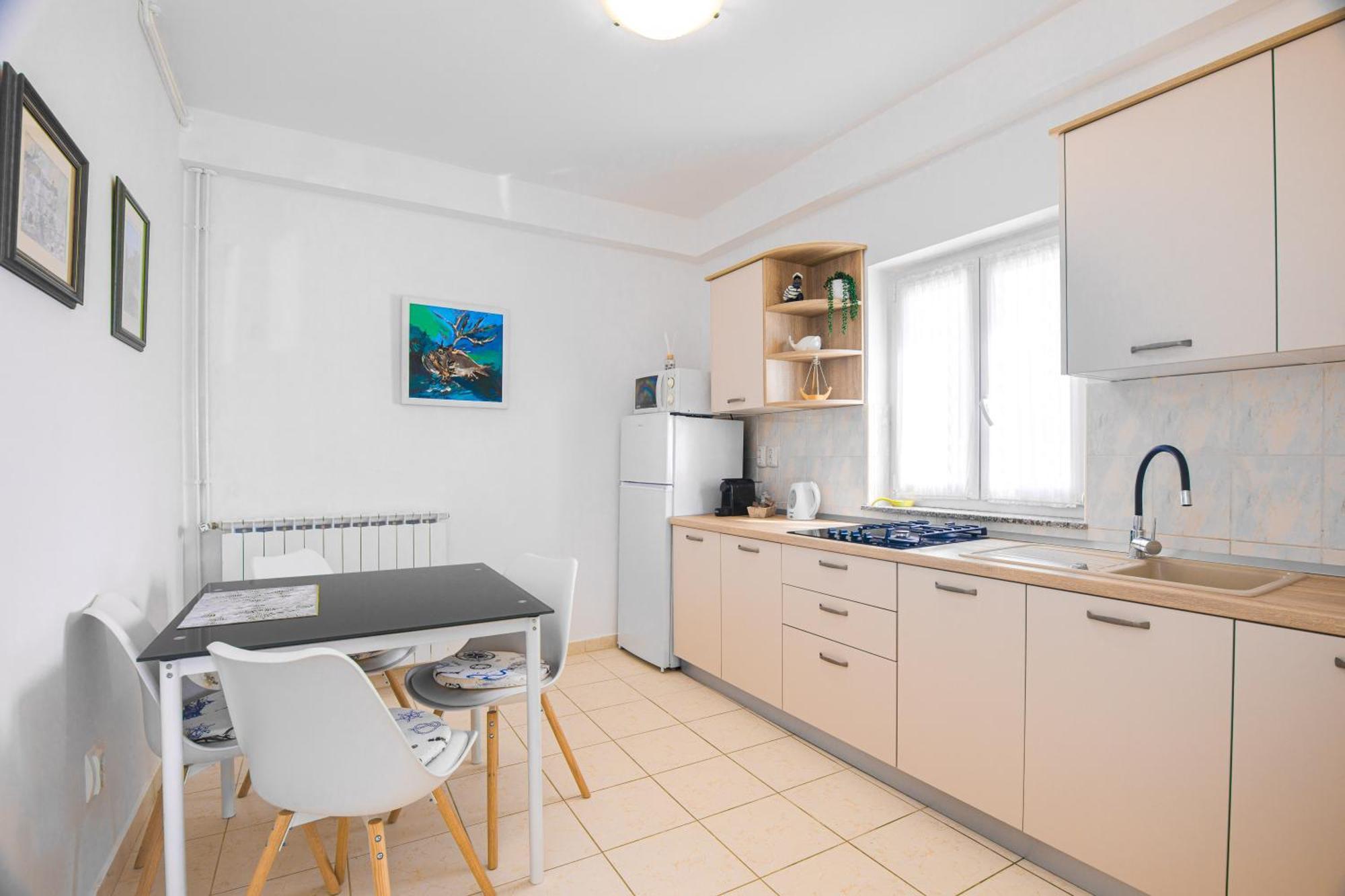 Apartment Todor Кърк Екстериор снимка
