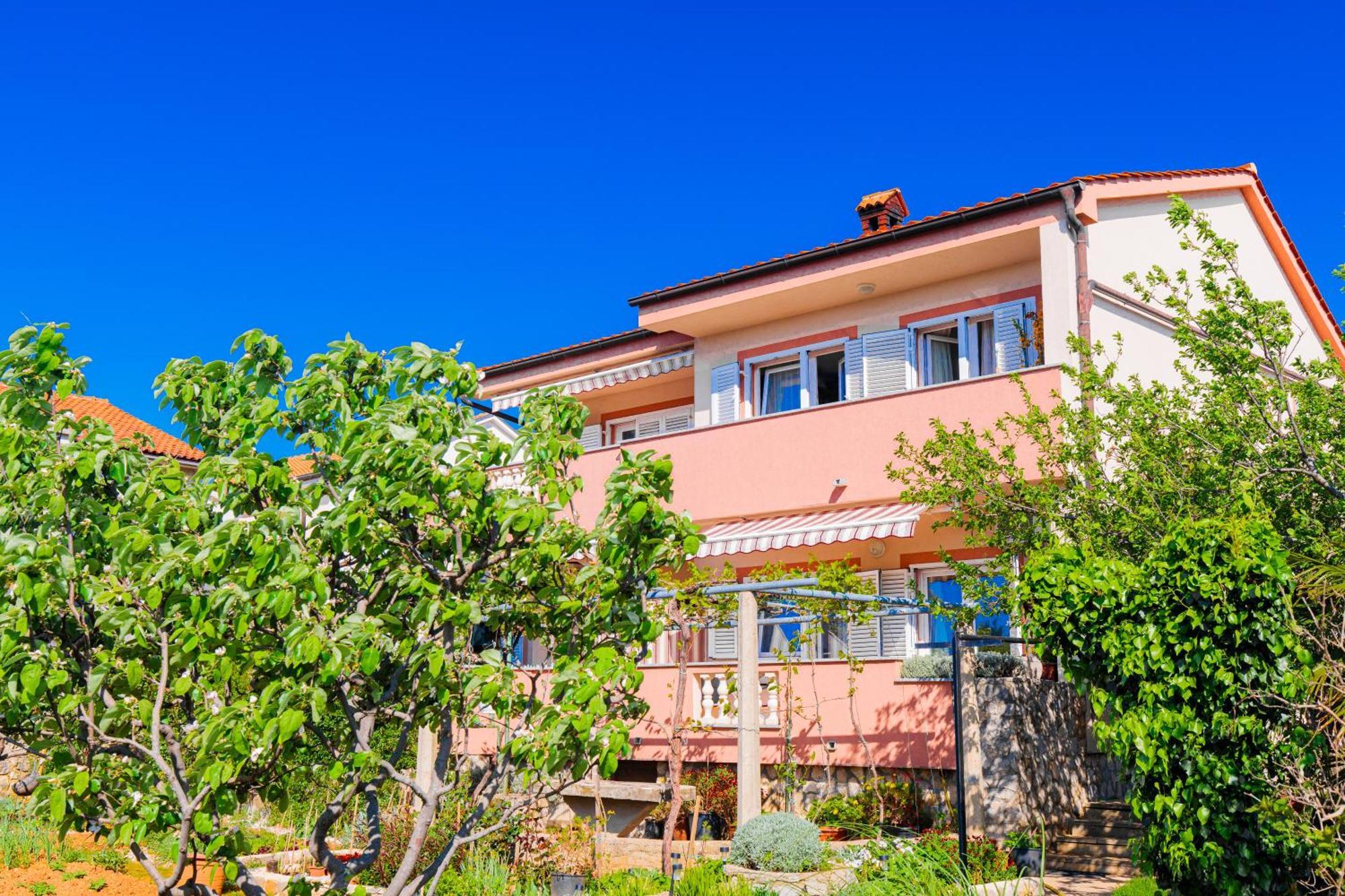 Apartment Todor Кърк Екстериор снимка